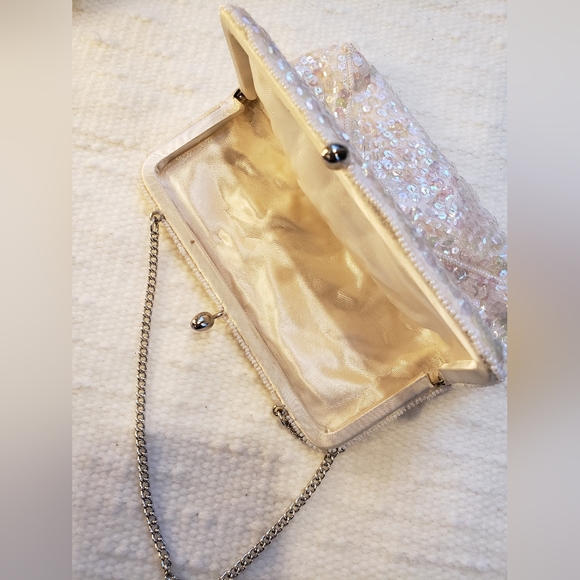 Sequins and beads evening bag - Picture 2 of 8